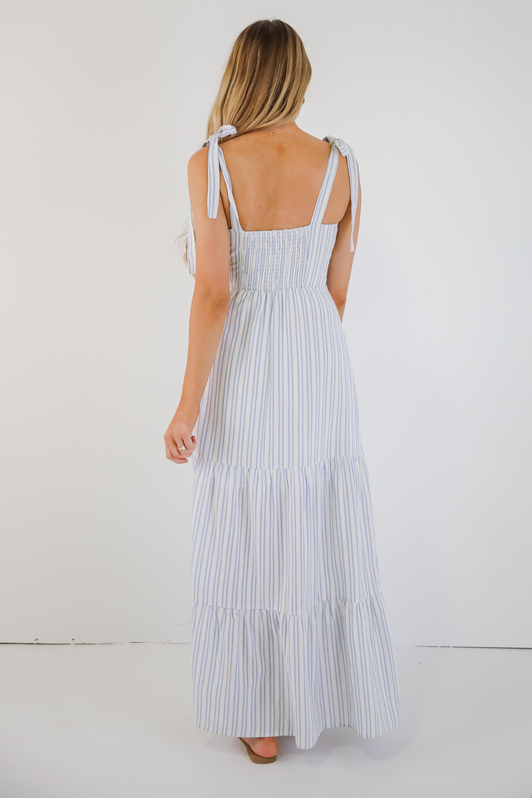shopdressup_blue_striped_maxi_dress-17_45ee56d6-91d1-43ce-bc1d-64634cdd0806.jpg